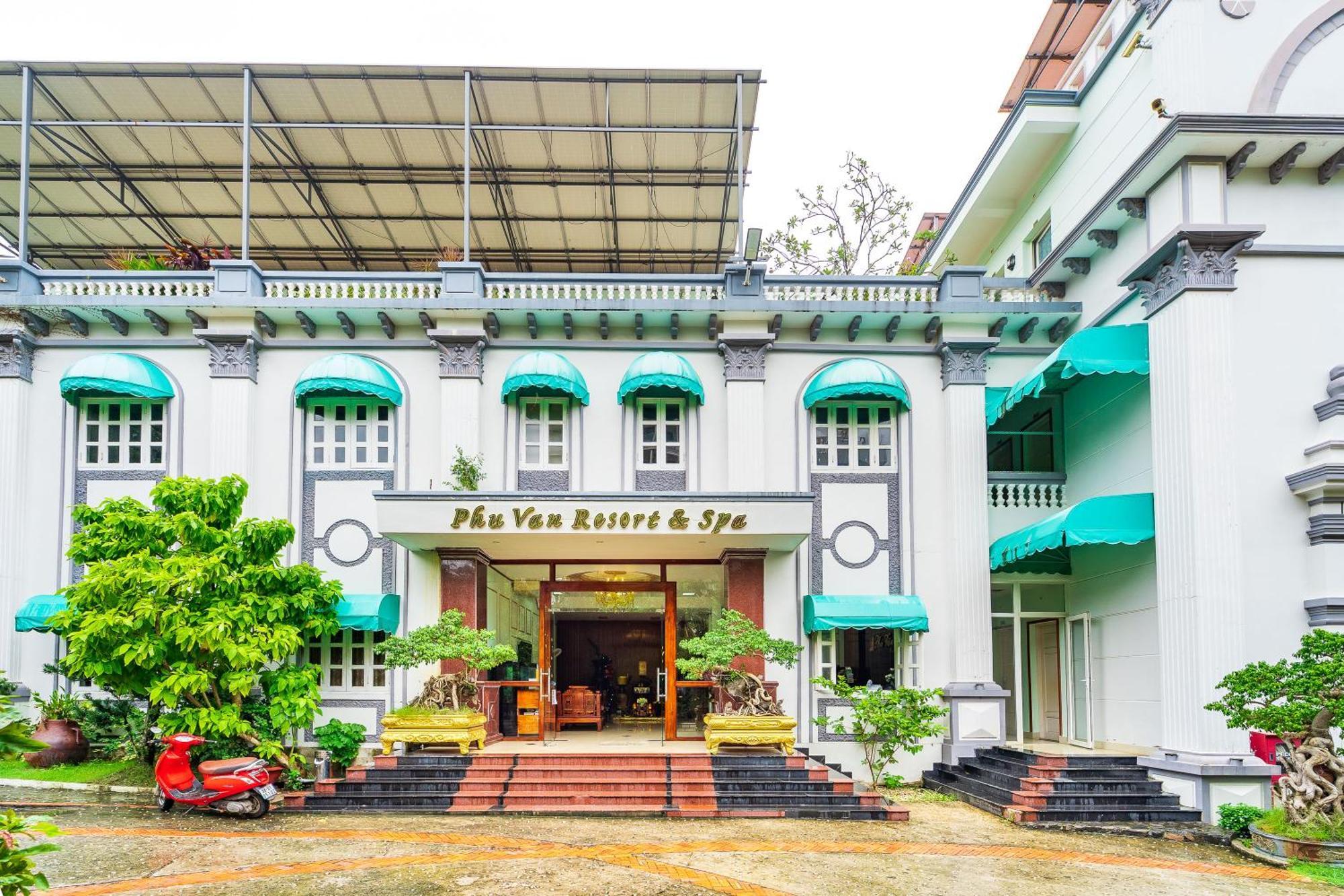 Phu & Курортный комплекс 3*