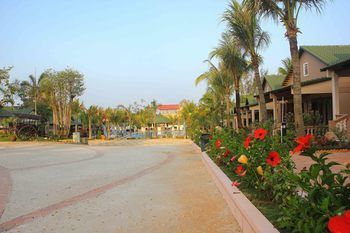 Phu & Resort