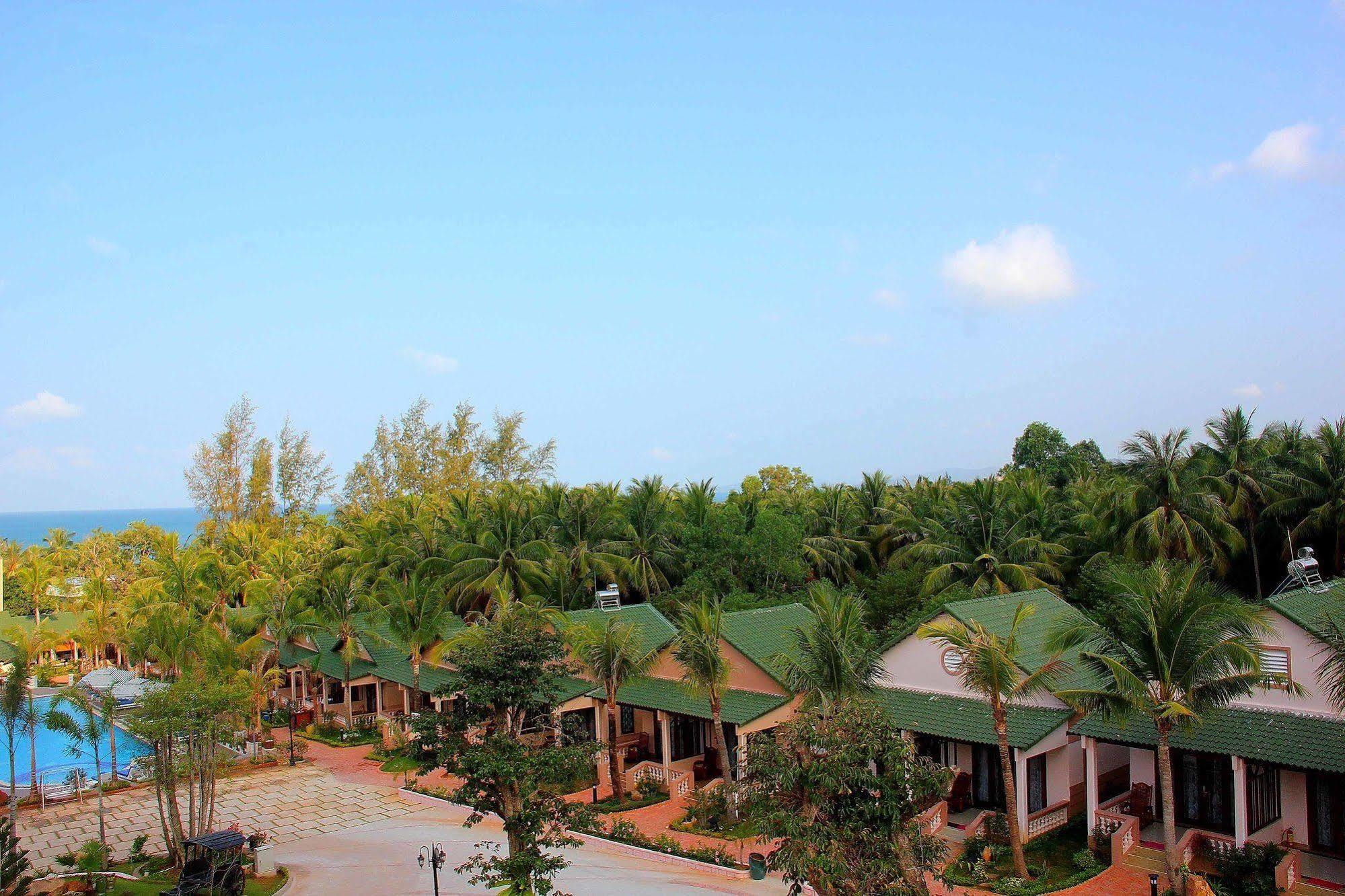 Dưỡng Và Phú Vân Khu nghỉ mát 3*
